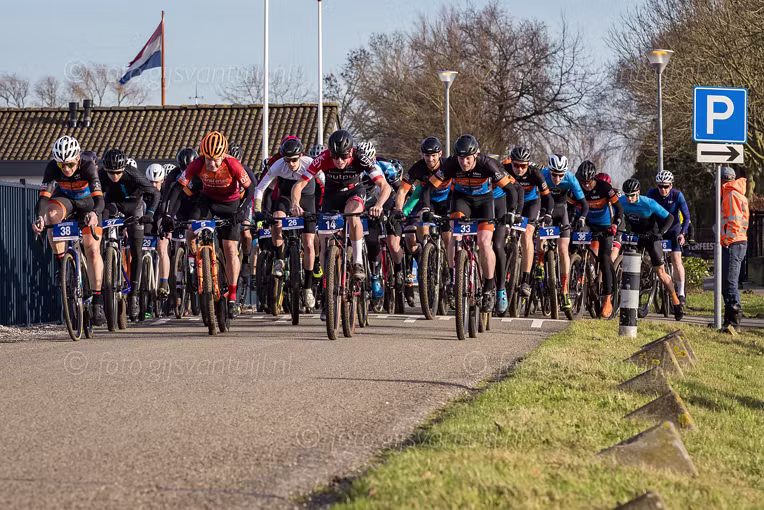 2024_01_27 MaasCross Kerkdriel MTB en CX