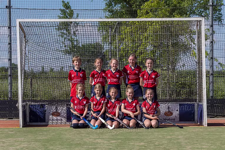 2025_05_17 MHC Bwaard Teamfoto MO8-1 MO8-2 MO10-1mix